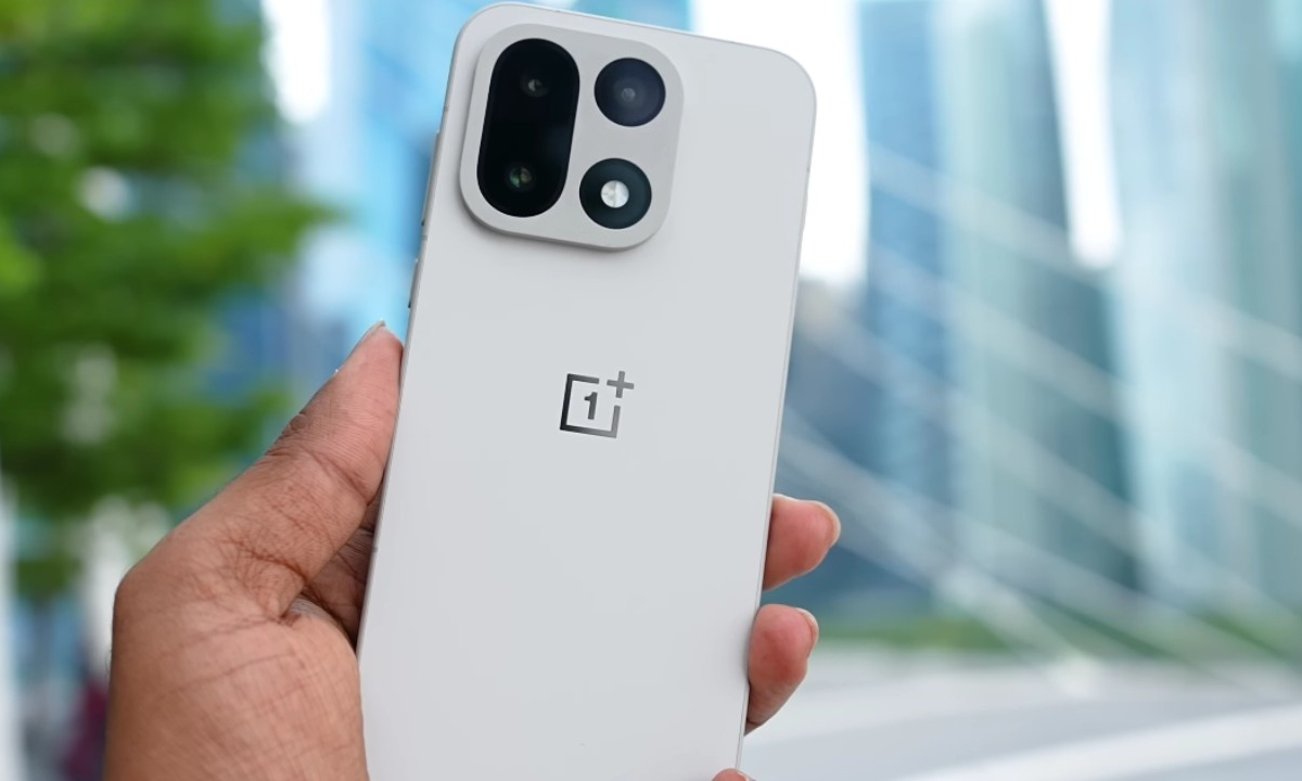 OnePlus 15T leaks को लेकर बड़ा खुलासा, 7000mAh बैटरी, दमदार फीचर्स
