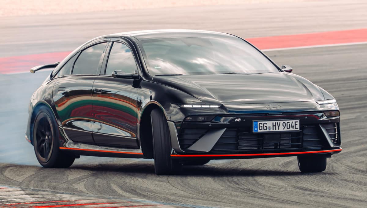 Hyundai Ioniq 6 N Review: 641bhp Performance, 486km Range और Full Details