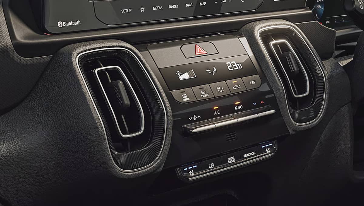 2026 में ₹10 लाख से कम में SUV खरीदें? Kia Sonet बेस वेरिएंट की कीमत, ऑन-रोड खर्च, माइलेज और पूरी सच्चाई