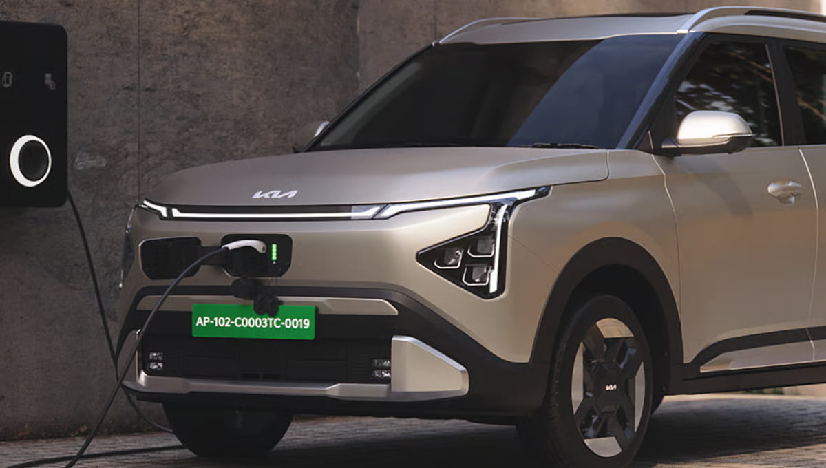 Kia Carens Clavis EV 2026: फैमिली के लिए लंबी रेंज, ADAS सेफ्टी और आरामदायक केबिन वाली इलेक्ट्रिक SUV