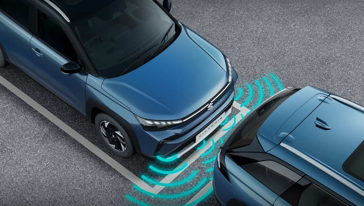 Maruti Victoris SUV 2026 ने Creta की बढ़ाई टेंशन, Hybrid Mileage और टकाटक फीचर्स से मचाएगी धमाल